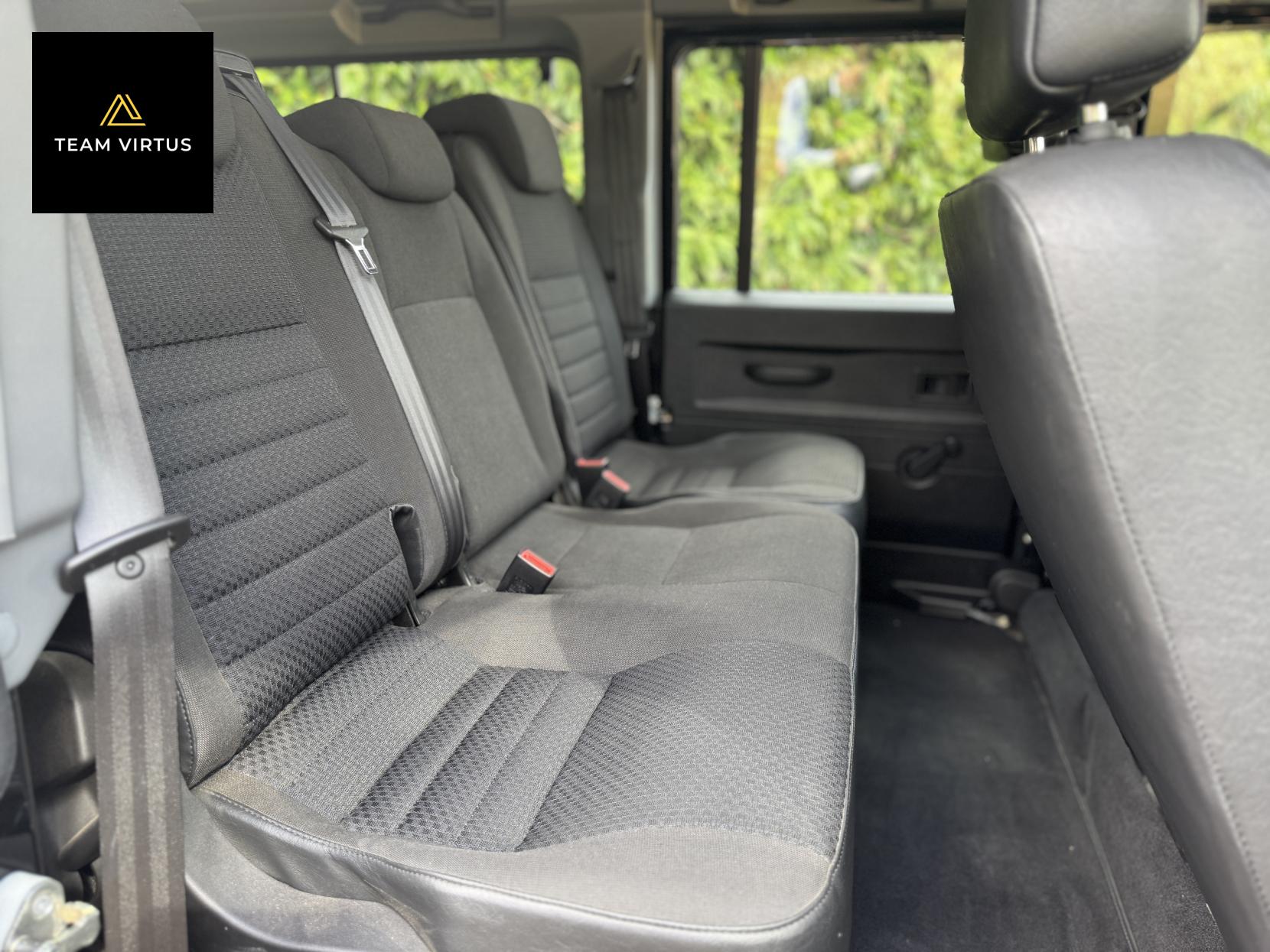 Land Rover Defender 110 2.4 TDCi County Station Wagon 5dr Diesel Manual 4WD MWB Euro 4 (122 bhp)