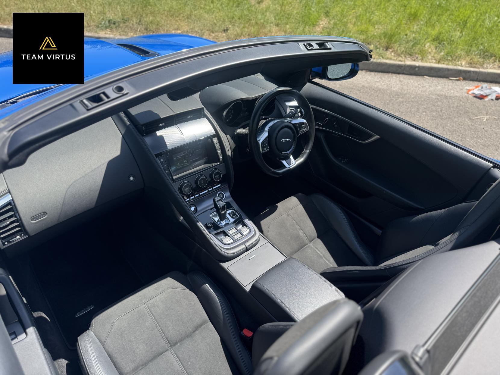 Jaguar F-Type 3.0 V6 R-Dynamic Convertible 2dr Petrol Auto Euro 6 (s/s) (380 ps)
