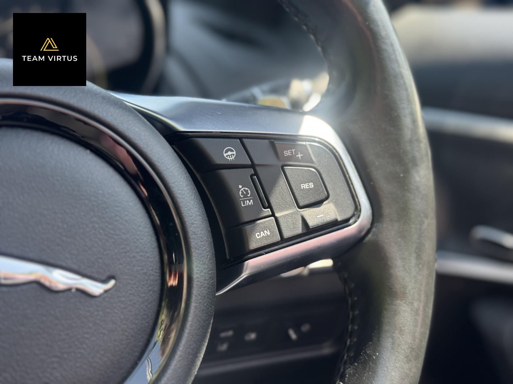 Jaguar F-Type 3.0 V6 R-Dynamic Convertible 2dr Petrol Auto Euro 6 (s/s) (380 ps)