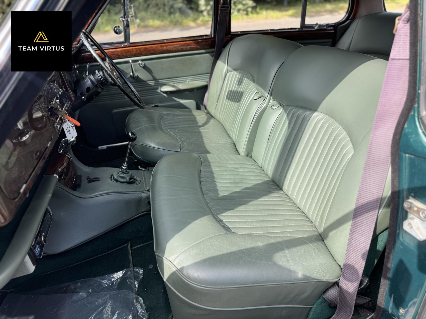 Jaguar S-Type 3.4
