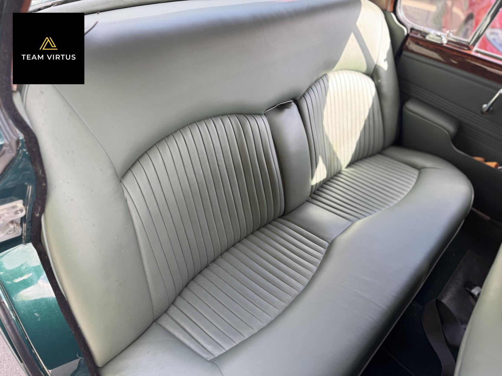Jaguar S-Type 3.4