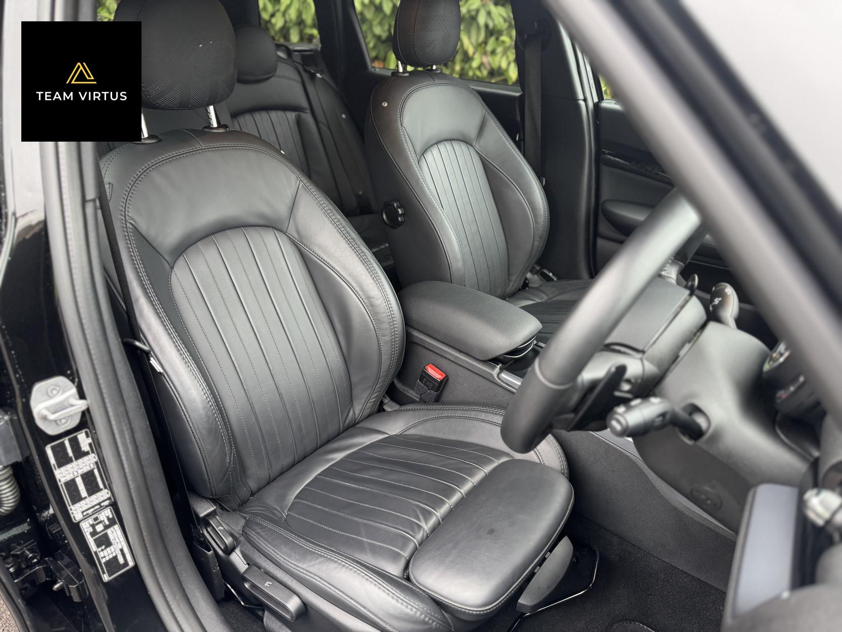 MINI Clubman 2.0 Cooper S Exclusive Estate 6dr Petrol Steptronic Euro 6 (s/s) (178 ps)