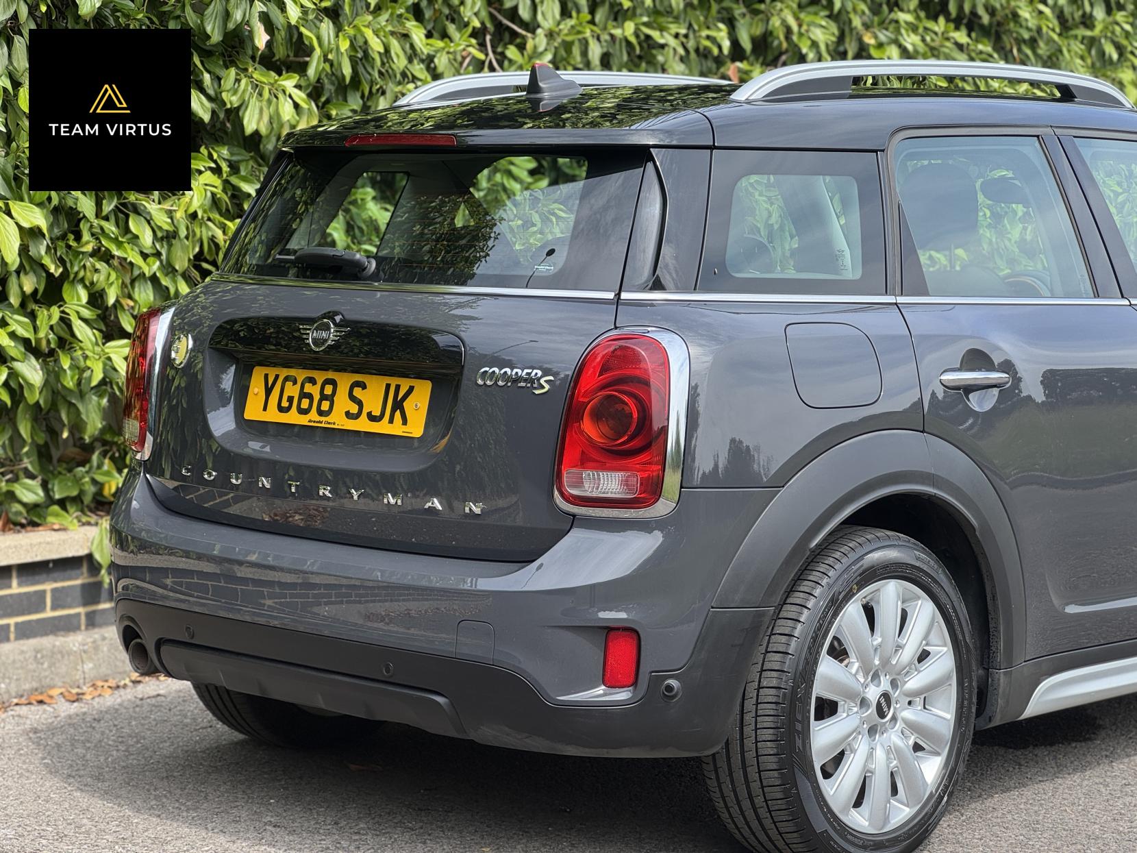 MINI Countryman 1.5 7.6kWh GPF Cooper SE SUV 5dr Petrol Plug-in Hybrid Auto ALL4 Euro 6 (s/s) (224 ps)
