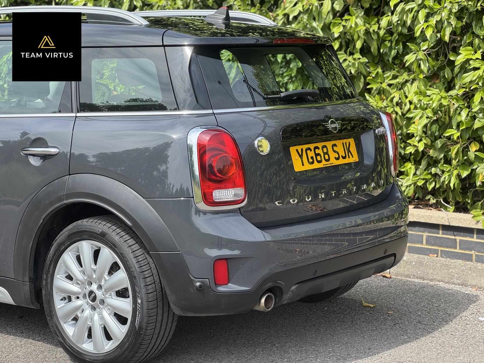 MINI Countryman 1.5 7.6kWh GPF Cooper SE SUV 5dr Petrol Plug-in Hybrid Auto ALL4 Euro 6 (s/s) (224 ps)