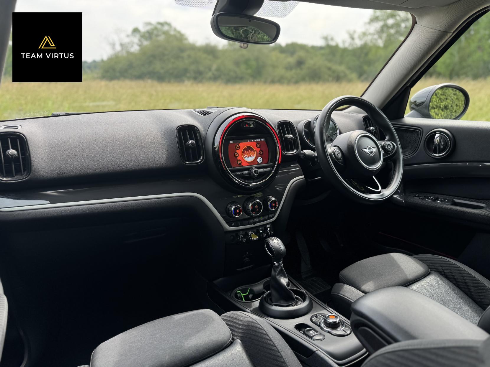 MINI Countryman 1.5 7.6kWh GPF Cooper SE SUV 5dr Petrol Plug-in Hybrid Auto ALL4 Euro 6 (s/s) (224 ps)