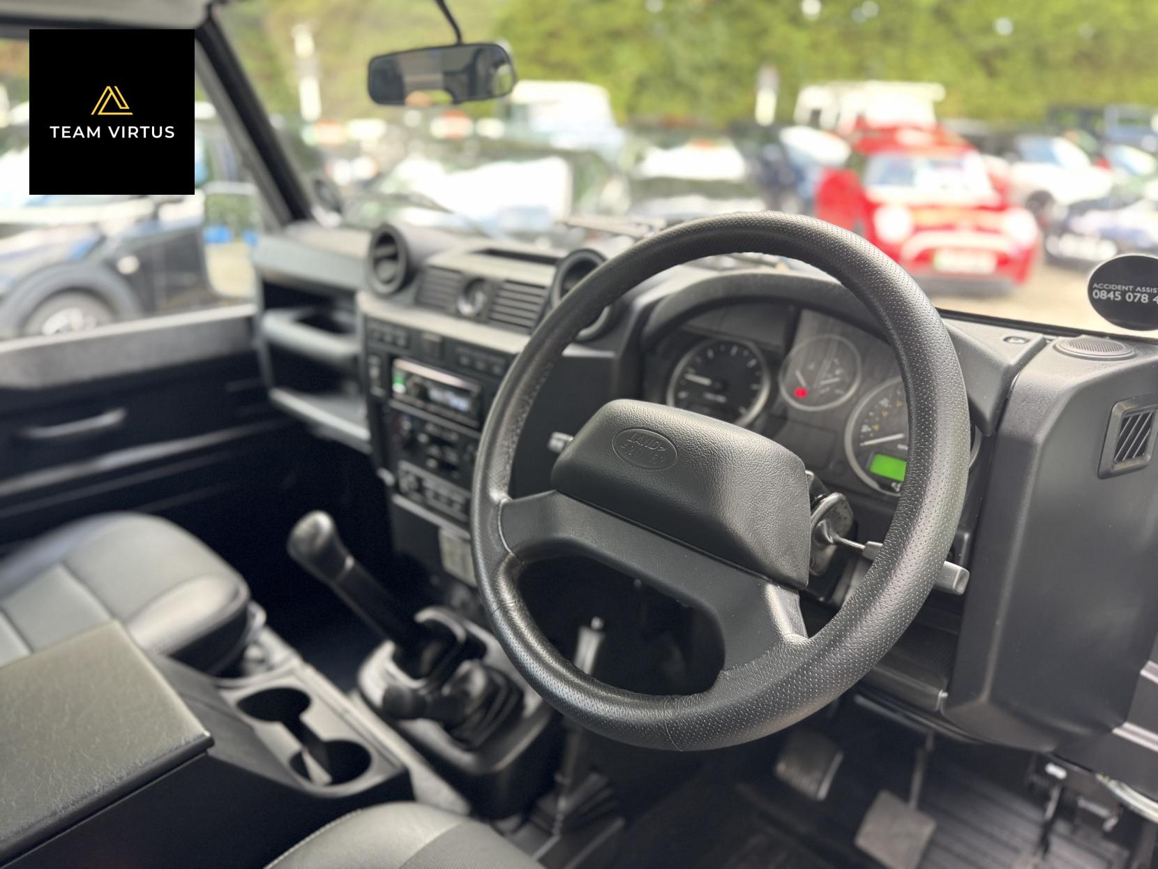 Land Rover Defender 90 2.2 TDCi XS Hard Top SUV 3dr Diesel Manual 4WD SWB Euro 5 (122 ps)