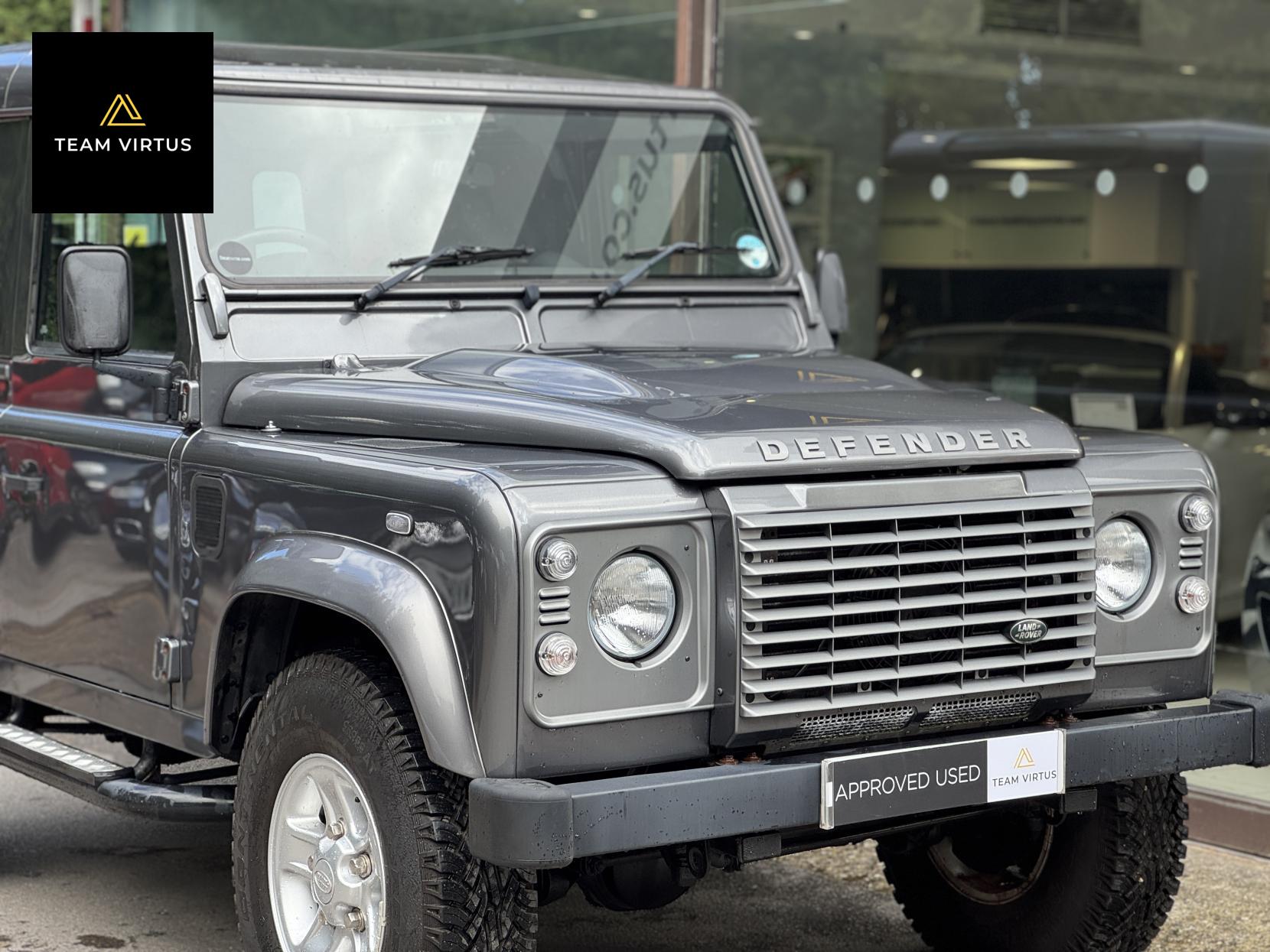 Land Rover Defender 90 2.2 TDCi XS Hard Top SUV 3dr Diesel Manual 4WD SWB Euro 5 (122 ps)