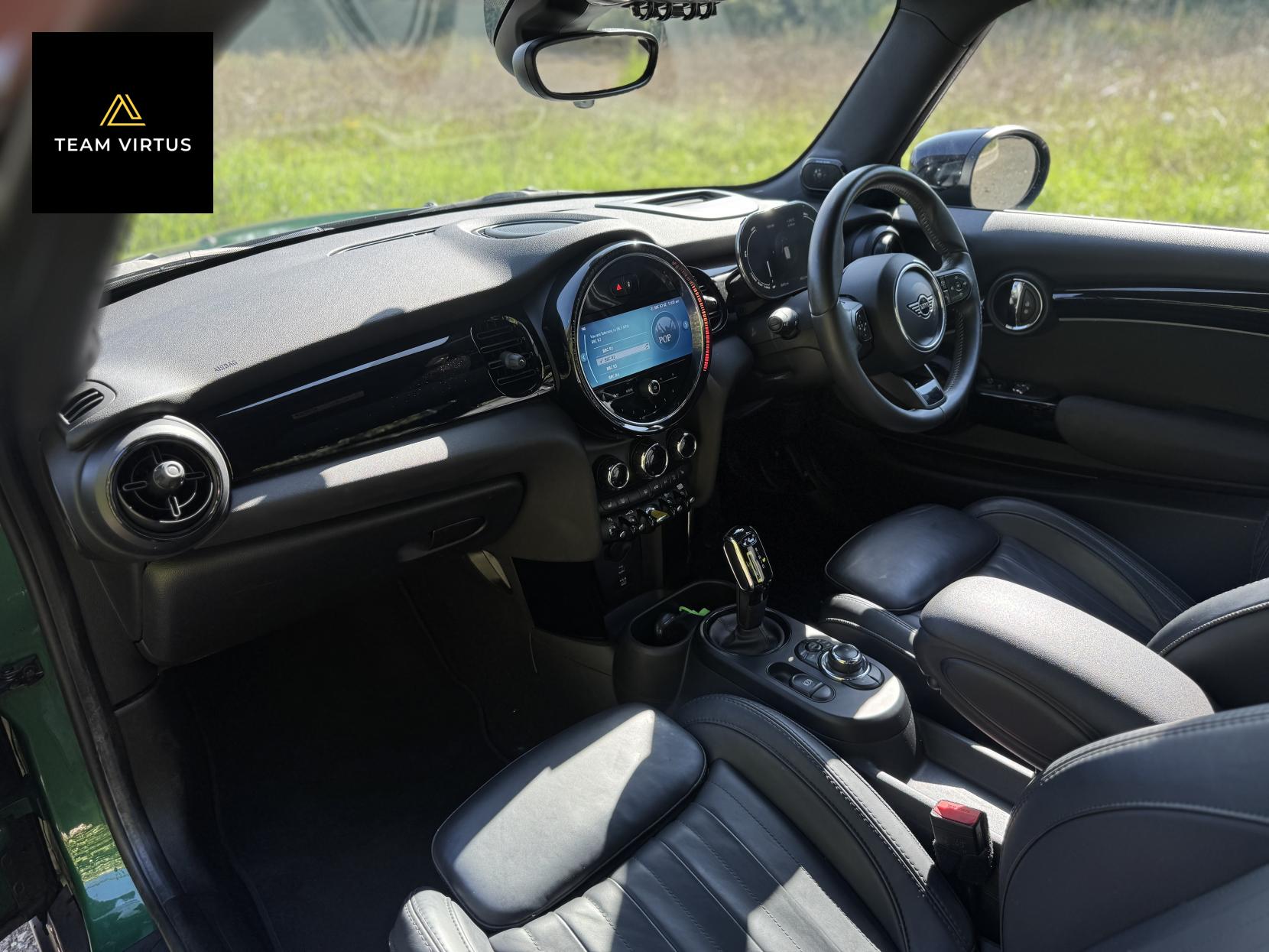 MINI Electric Hatch Cooper SE 32.6kWh Level 3 Hatchback 3dr Electric Auto (184 ps)