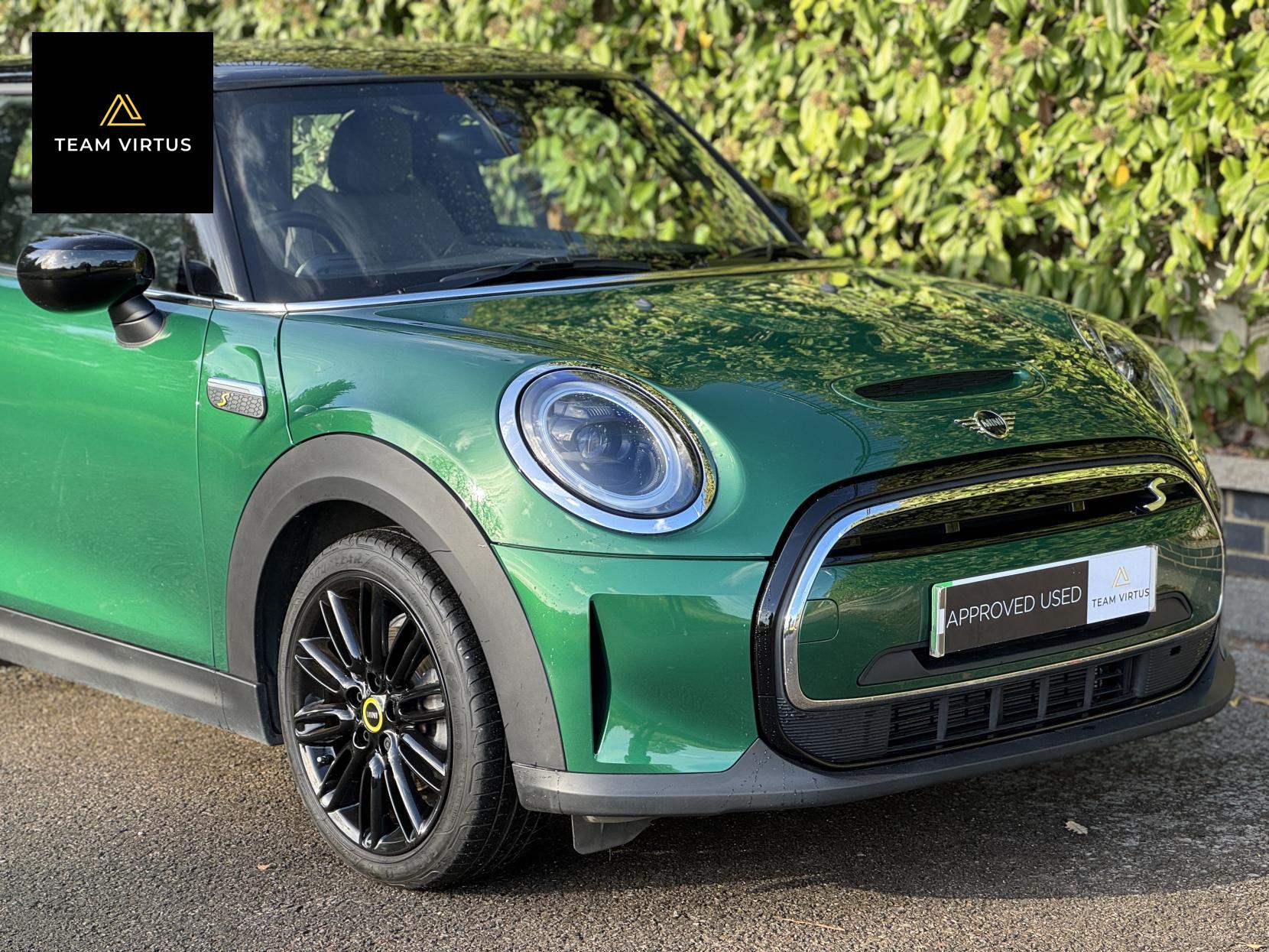 MINI Electric Hatch Cooper SE 32.6kWh Level 2 Hatchback 3dr Electric Auto (184 ps)