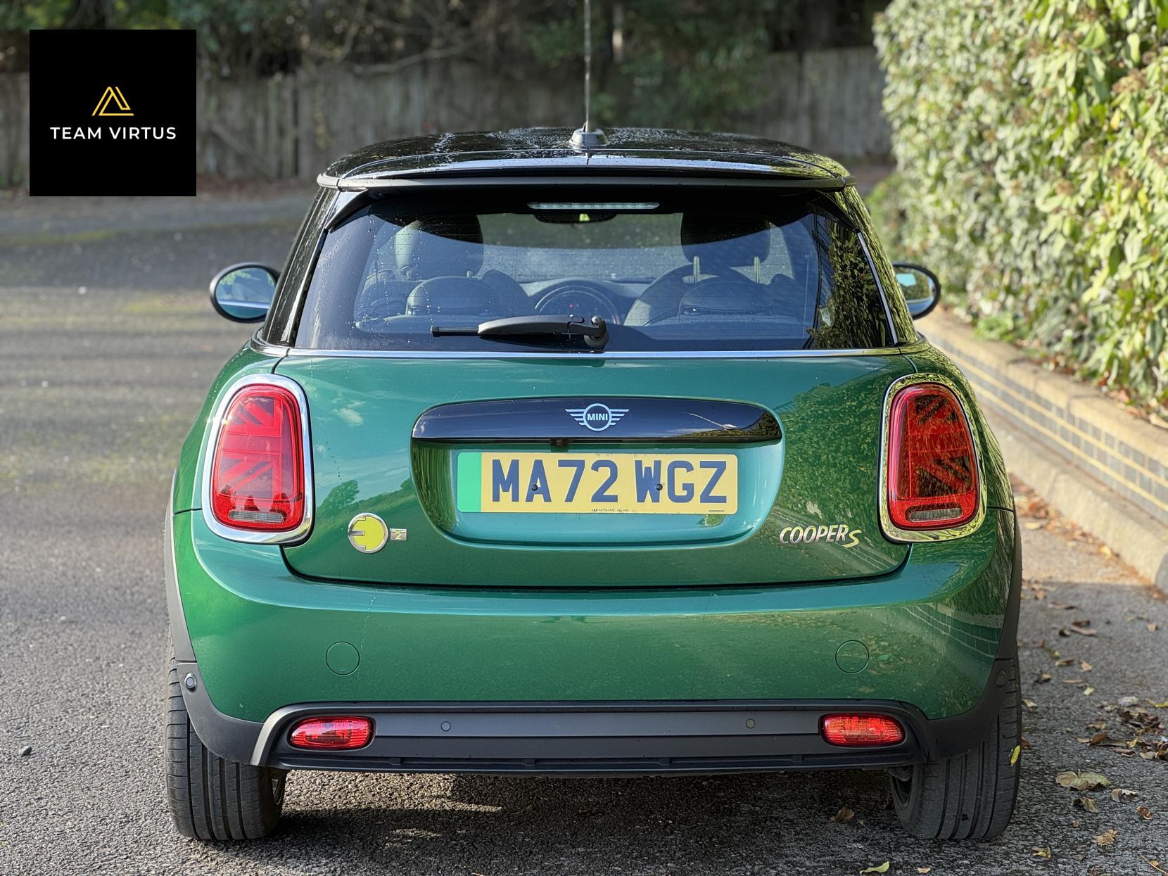 MINI Electric Hatch Cooper SE 32.6kWh Level 2 Hatchback 3dr Electric Auto (184 ps)