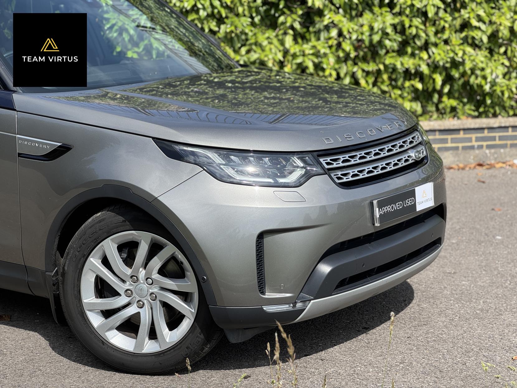 Land Rover Discovery 3.0 SD V6 HSE SUV 5dr Diesel Auto 4WD Euro 6 (s/s) (306 ps)