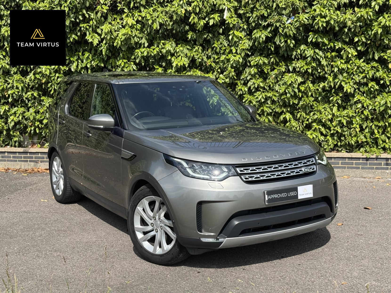 Land Rover Discovery 3.0 SD V6 HSE SUV 5dr Diesel Auto 4WD Euro 6 (s/s) (306 ps)