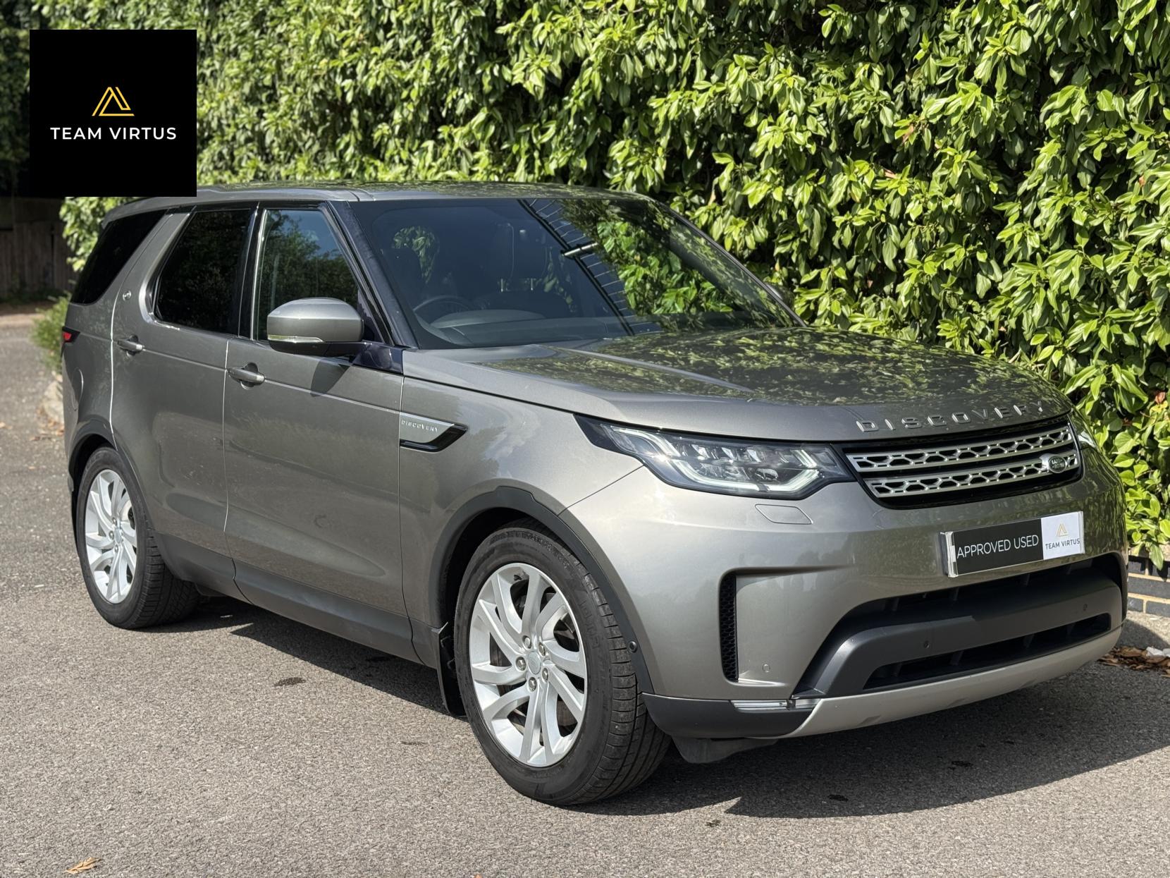 Land Rover Discovery 3.0 SD V6 HSE SUV 5dr Diesel Auto 4WD Euro 6 (s/s) (306 ps)