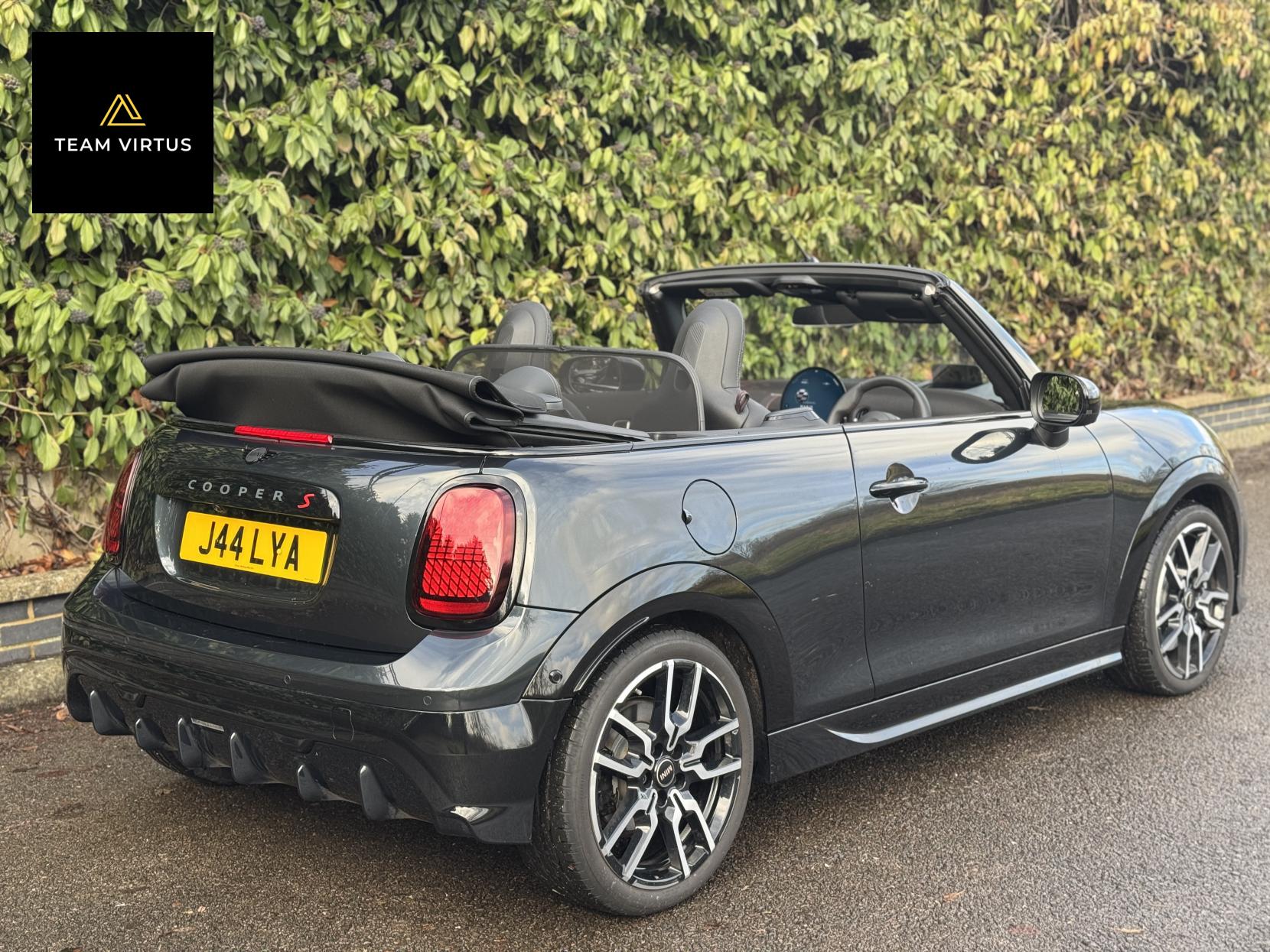 MINI Cooper Convertible 2.0 John Cooper Works Convertible 2dr Petrol Steptronic Euro 6 (s/s) (231 ps)