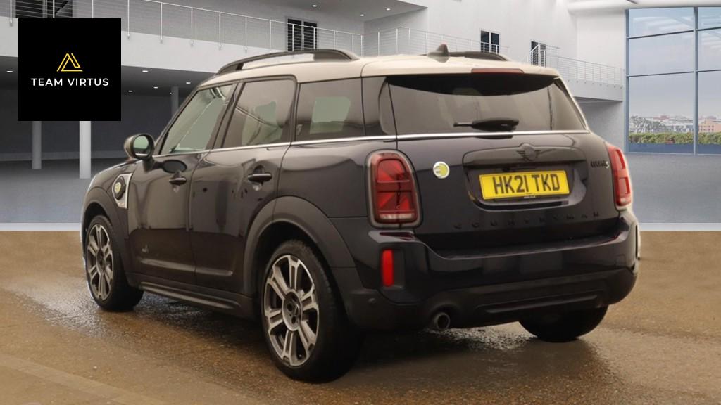 MINI Countryman 1.5 10kWh Cooper SE Exclusive SUV 5dr Petrol Plug-in Hybrid Auto ALL4 Euro 6 (s/s) (222 ps)