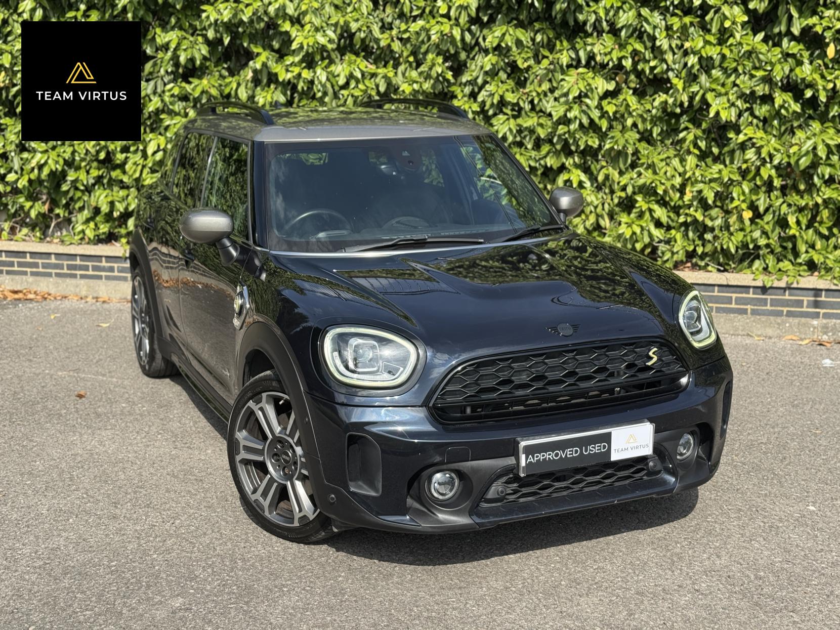 MINI Countryman 1.5 10kWh Cooper SE Exclusive SUV 5dr Petrol Plug-in Hybrid Auto ALL4 Euro 6 (s/s) (222 ps)