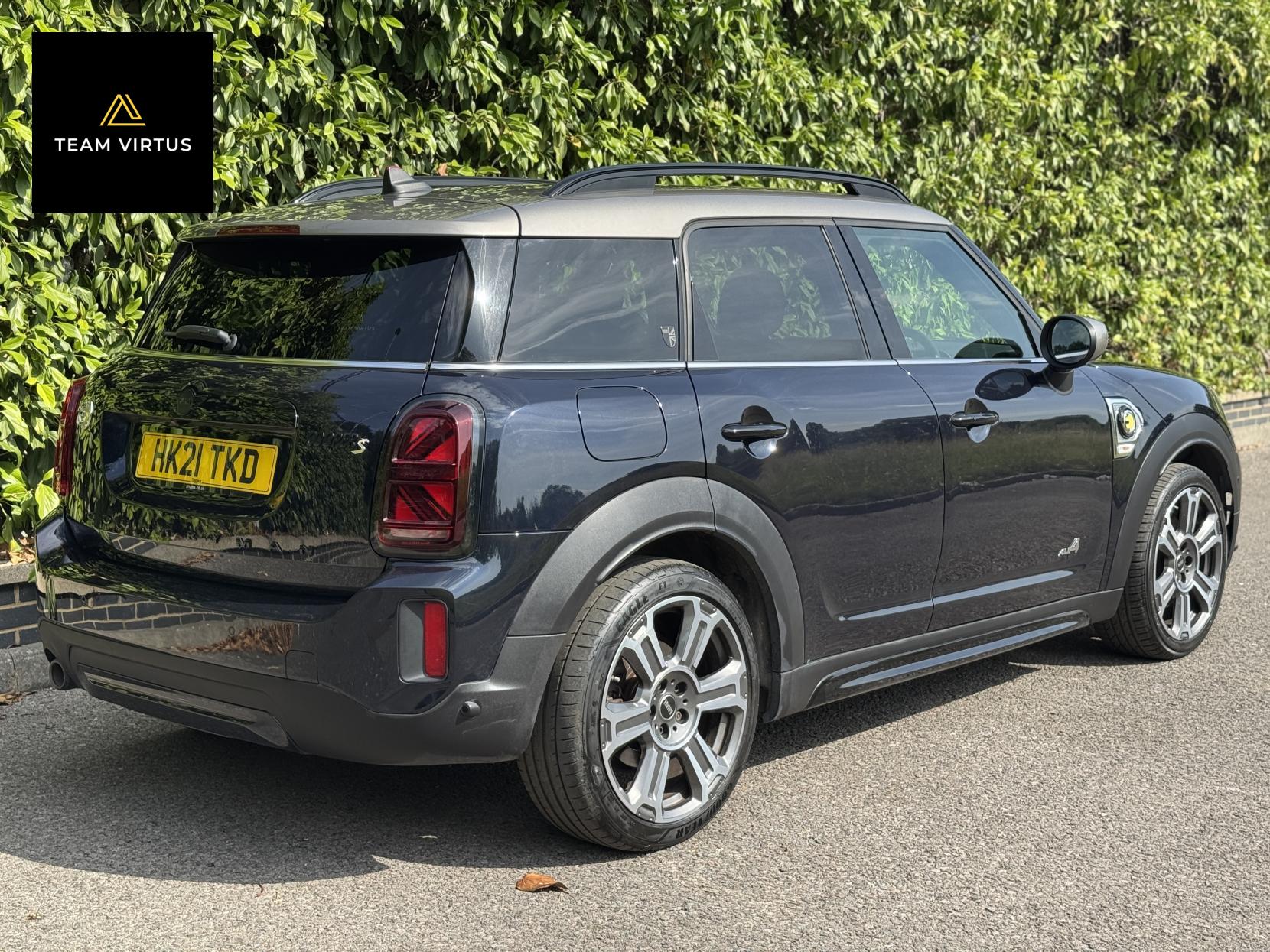 MINI Countryman 1.5 10kWh Cooper SE Exclusive SUV 5dr Petrol Plug-in Hybrid Auto ALL4 Euro 6 (s/s) (222 ps)