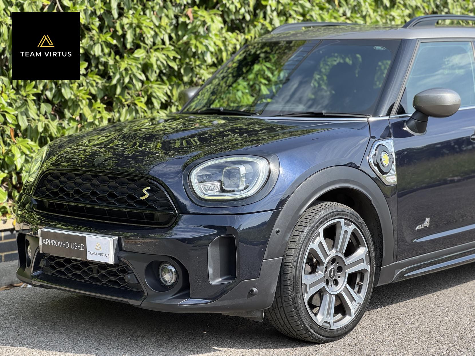 MINI Countryman 1.5 10kWh Cooper SE Exclusive SUV 5dr Petrol Plug-in Hybrid Auto ALL4 Euro 6 (s/s) (222 ps)
