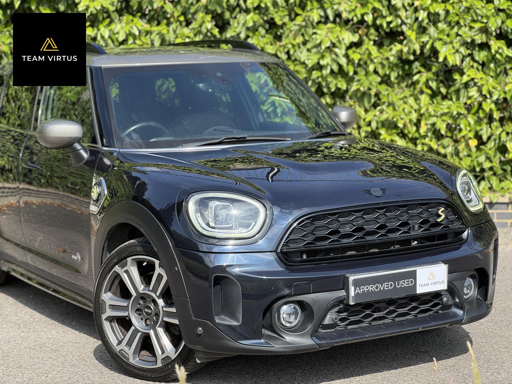 MINI Countryman 1.5 10kWh Cooper SE Exclusive SUV 5dr Petrol Plug-in Hybrid Auto ALL4 Euro 6 (s/s) (222 ps)