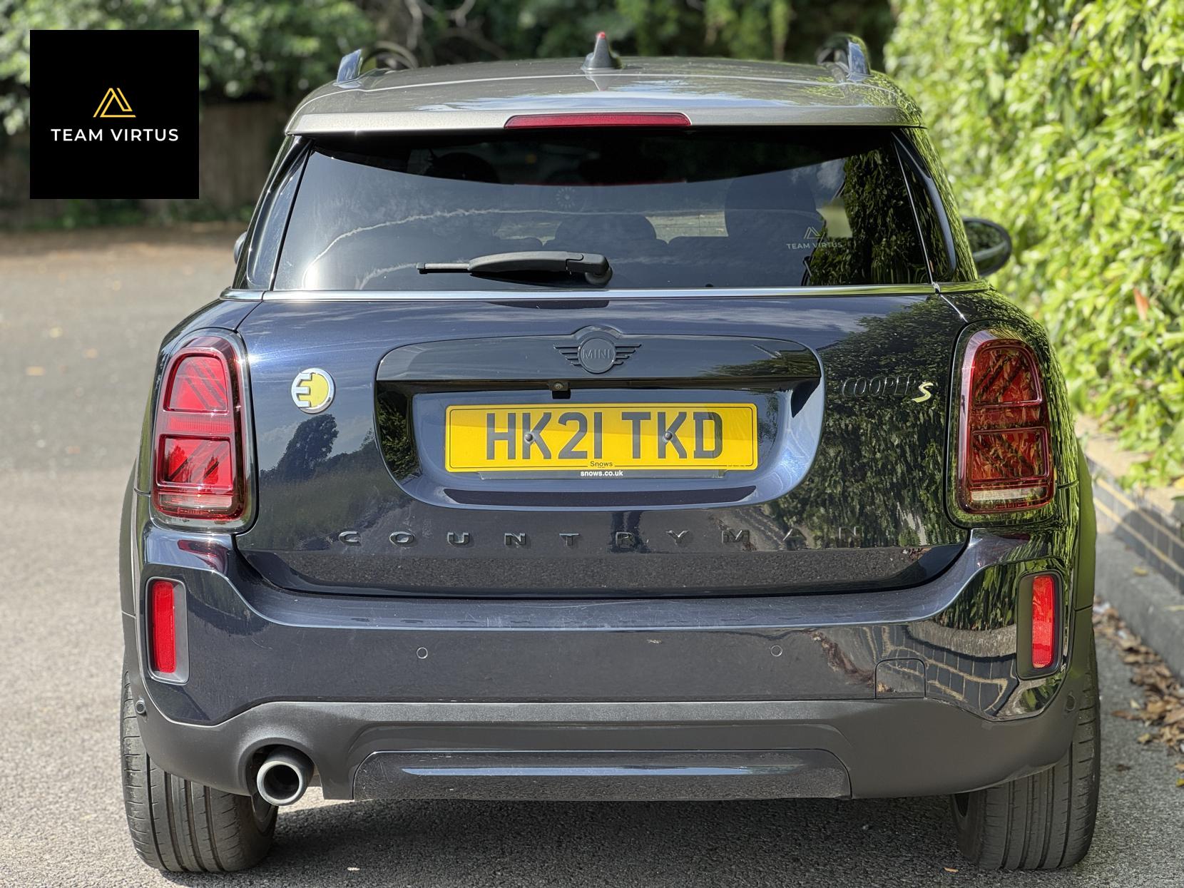 MINI Countryman 1.5 10kWh Cooper SE Exclusive SUV 5dr Petrol Plug-in Hybrid Auto ALL4 Euro 6 (s/s) (222 ps)