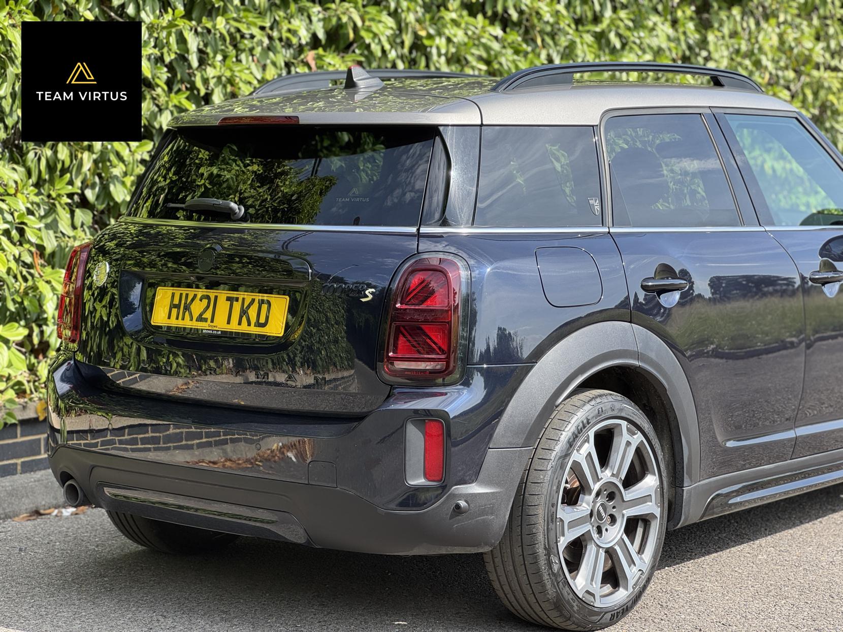 MINI Countryman 1.5 10kWh Cooper SE Exclusive SUV 5dr Petrol Plug-in Hybrid Auto ALL4 Euro 6 (s/s) (222 ps)