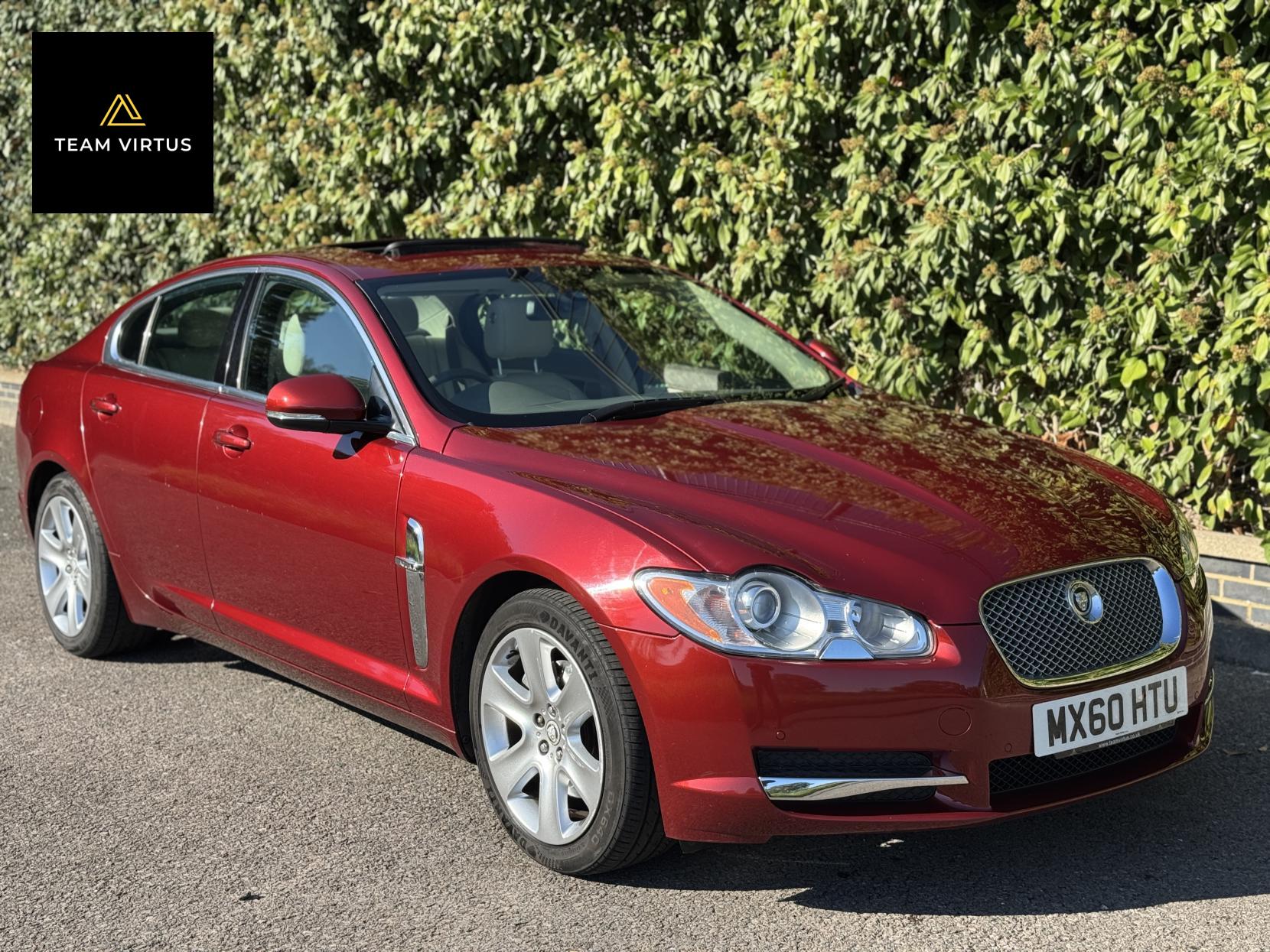 Jaguar XF 3.0 V6 Premium Luxury Saloon 4dr Petrol Auto Euro 4 (238 ps)
