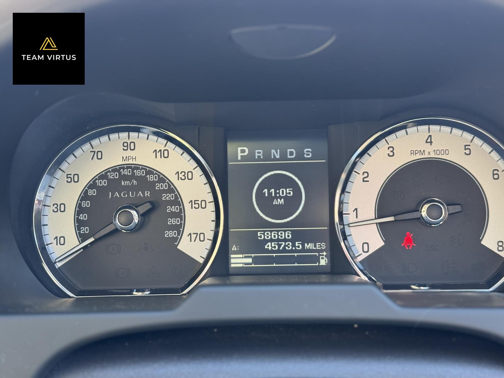 Jaguar XF 3.0 V6 Premium Luxury Saloon 4dr Petrol Auto Euro 4 (238 ps)