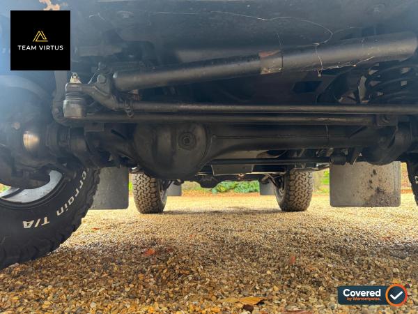 Land Rover Defender 90 2.5 TD5 XS Station Wagon 3dr Diesel Manual (282 g/km, 120 bhp)