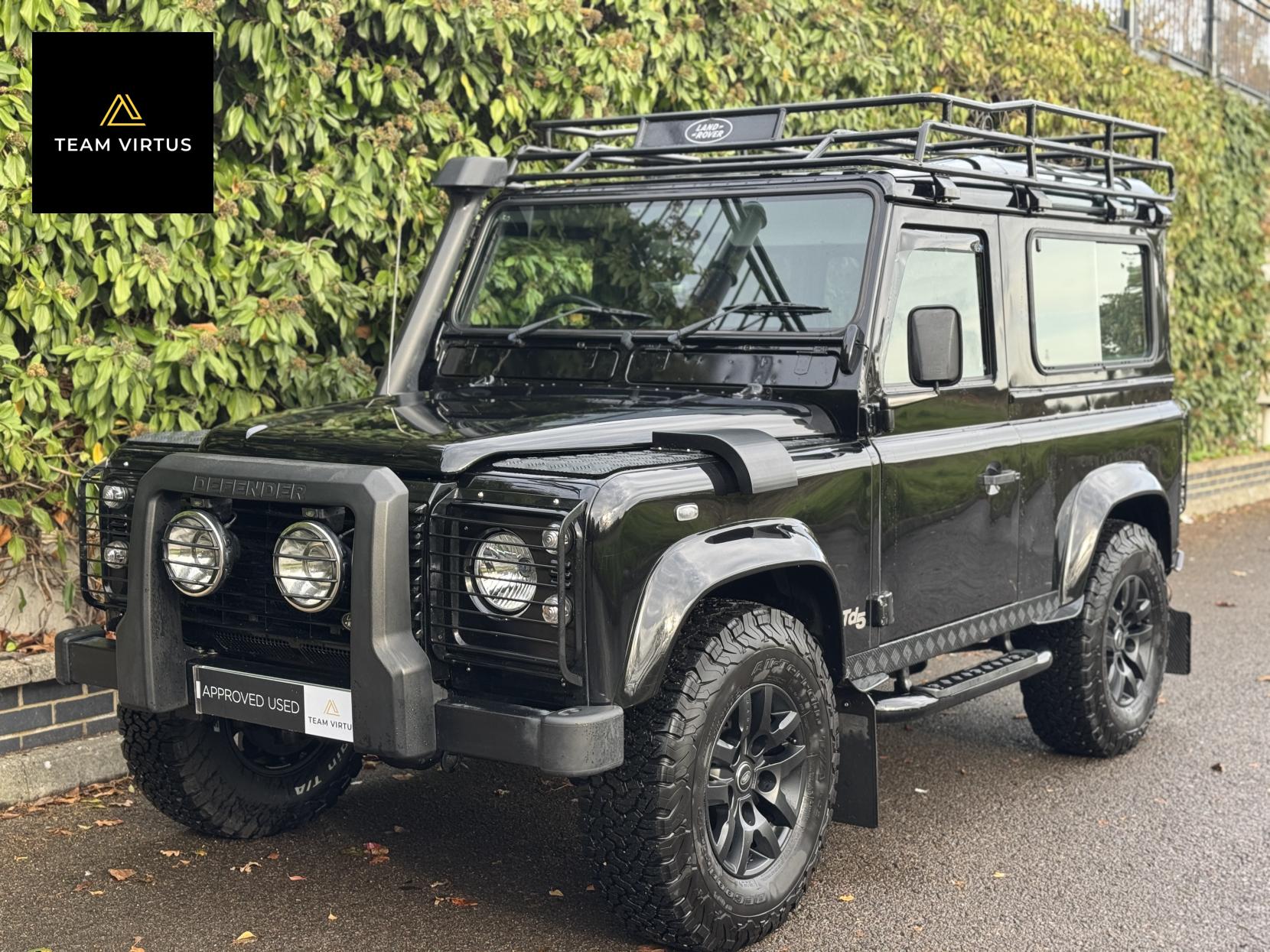 Land Rover Defender 90 2.5 TD5 XS Station Wagon 3dr Diesel Manual (282 g/km, 120 bhp)