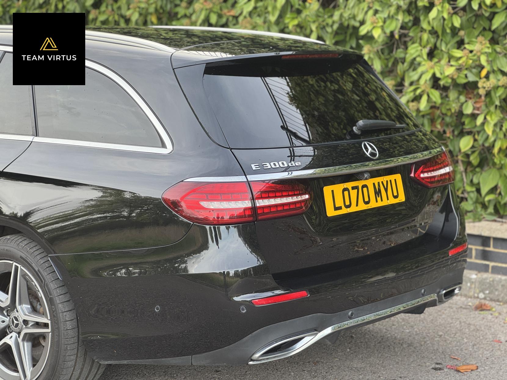 Mercedes-Benz E Class 2.0 E300de 13.5kWh AMG Line Estate 5dr Diesel Plug-in Hybrid G-Tronic+ Euro 6 (s/s) (306 ps)