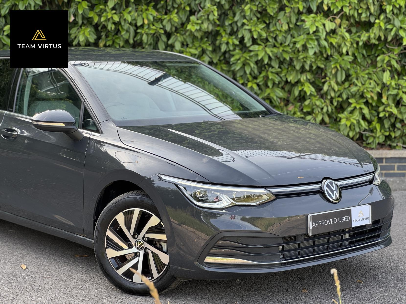 Volkswagen Golf 1.4 TSI 13kWh Style Hatchback 5dr Petrol Plug-in Hybrid DSG Euro 6 (s/s) (204 ps)