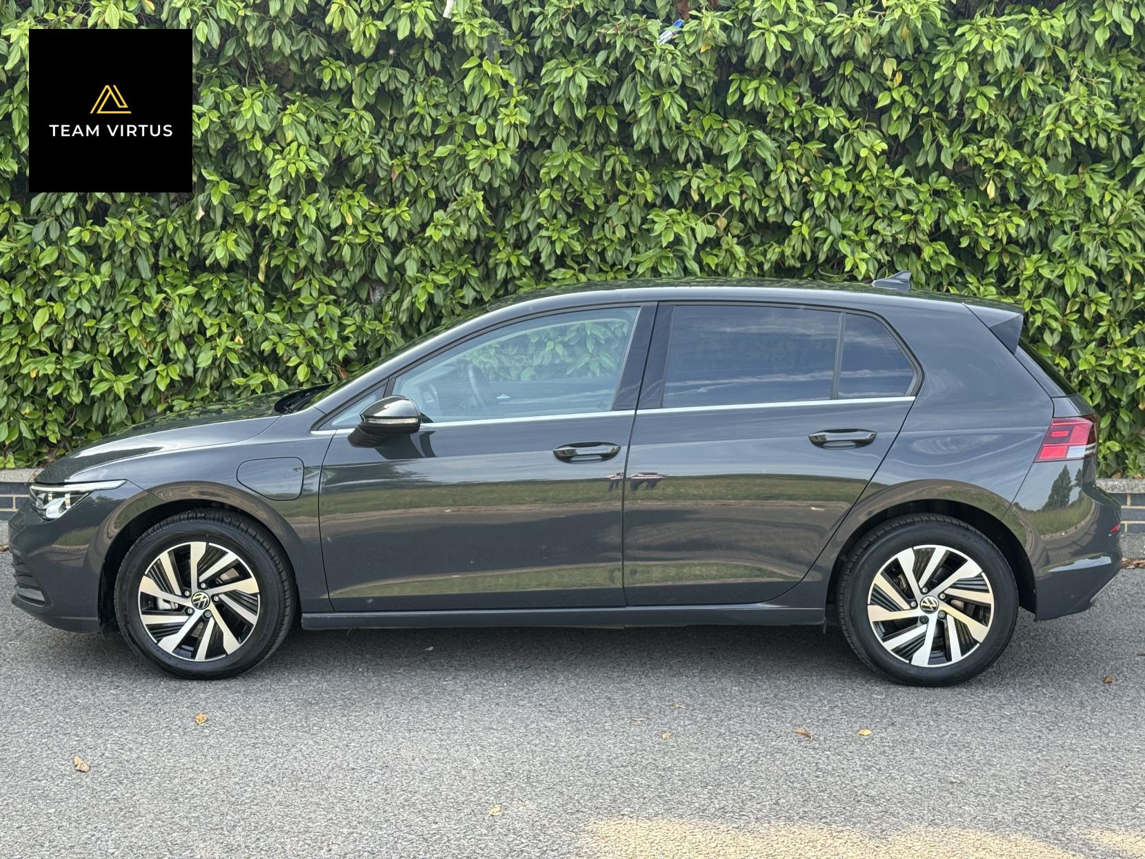 Volkswagen Golf 1.4 TSI 13kWh Style Hatchback 5dr Petrol Plug-in Hybrid DSG Euro 6 (s/s) (204 ps)