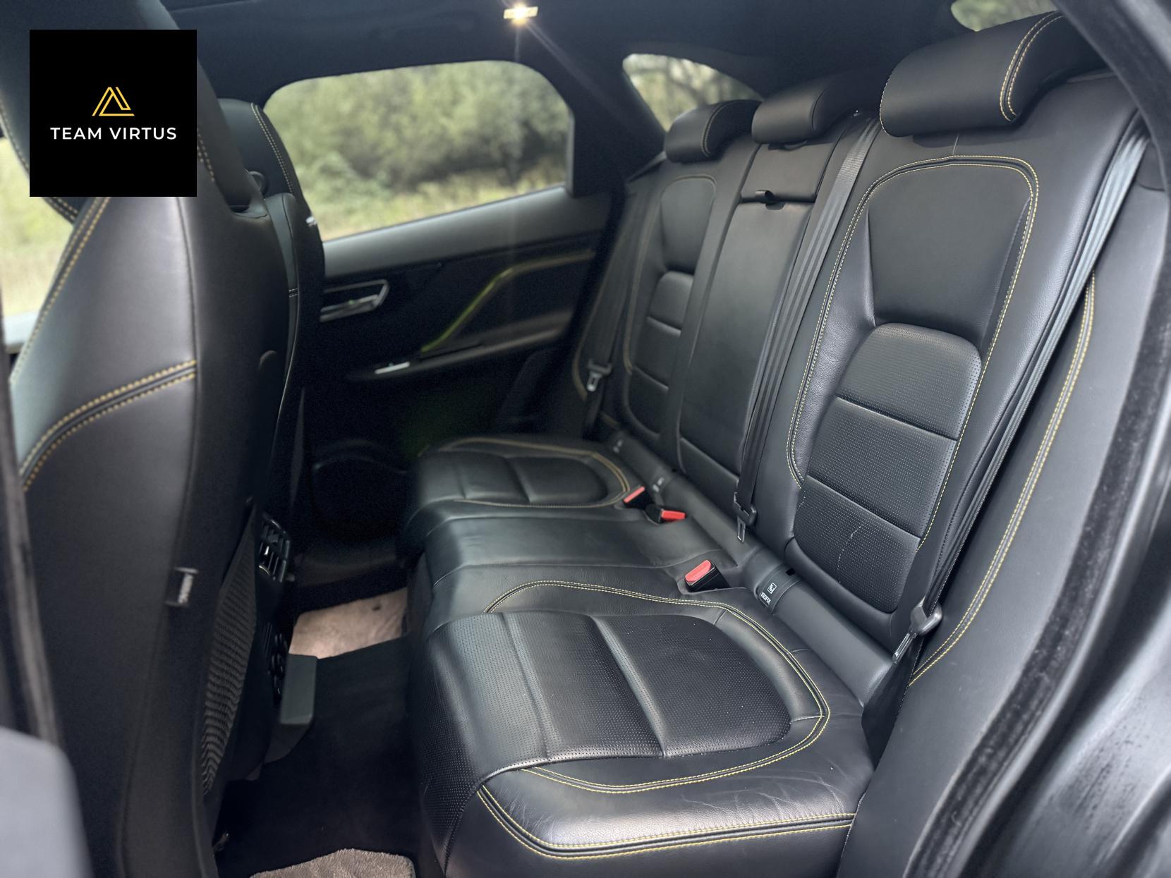 Jaguar F-PACE 2.0 P300 300 Sport SUV 5dr Petrol Auto AWD Euro 6 (s/s) (300 ps)