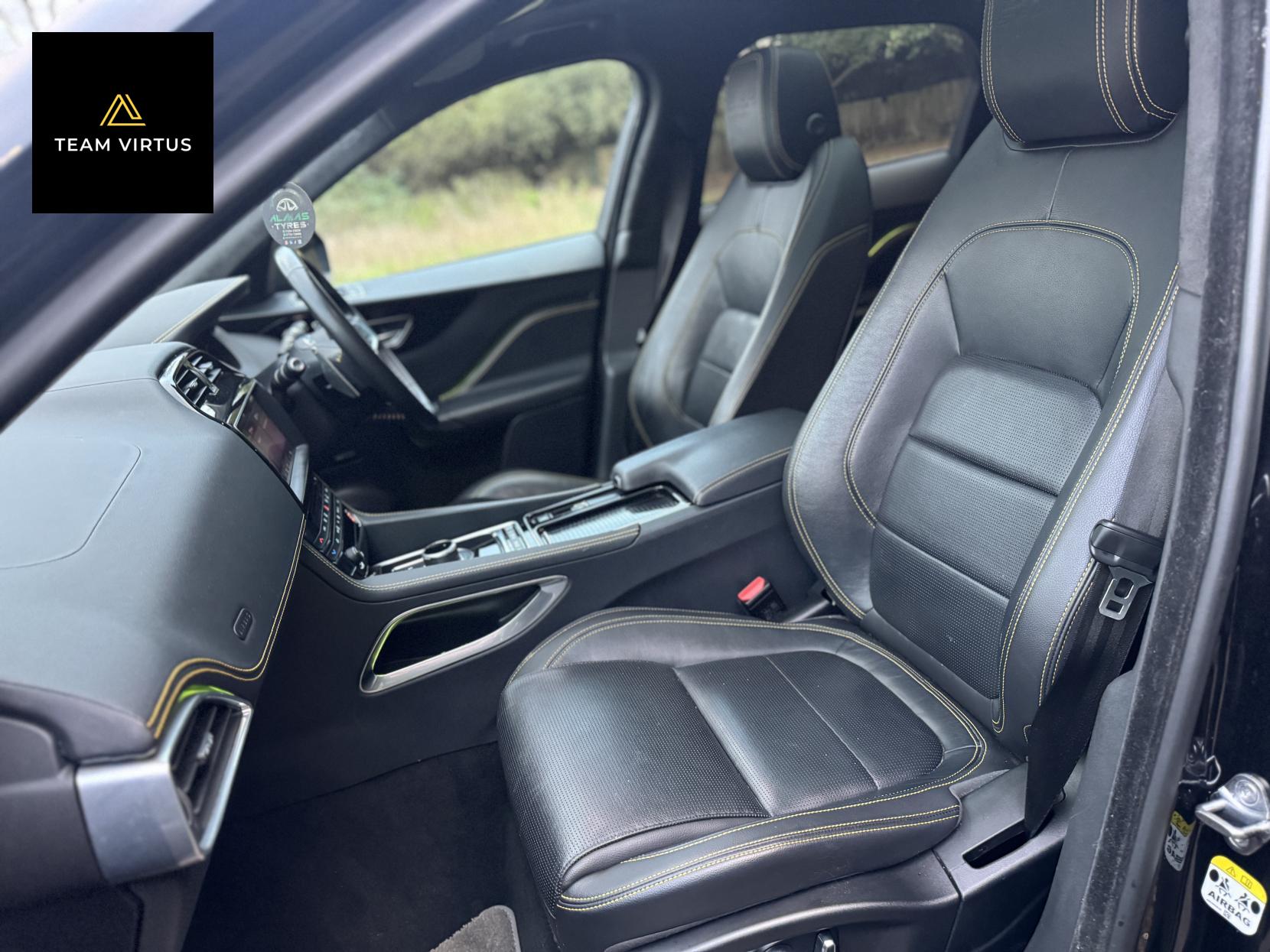 Jaguar F-PACE 2.0 P300 300 Sport SUV 5dr Petrol Auto AWD Euro 6 (s/s) (300 ps)