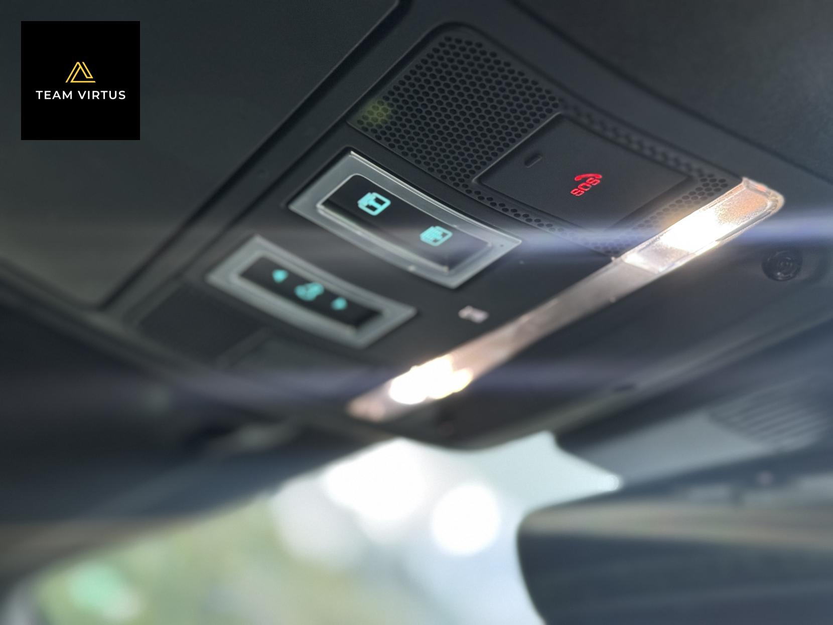 Jaguar F-PACE 2.0 P300 300 Sport SUV 5dr Petrol Auto AWD Euro 6 (s/s) (300 ps)