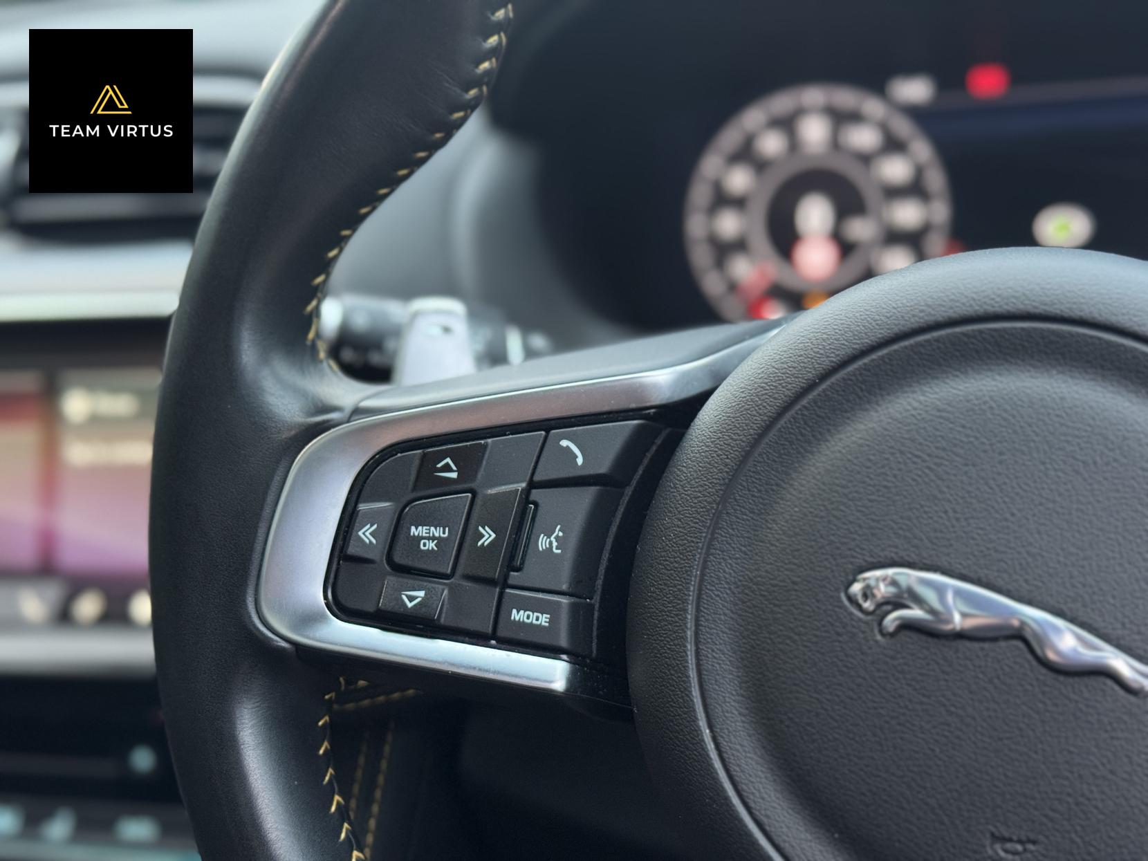 Jaguar F-PACE 2.0 P300 300 Sport SUV 5dr Petrol Auto AWD Euro 6 (s/s) (300 ps)