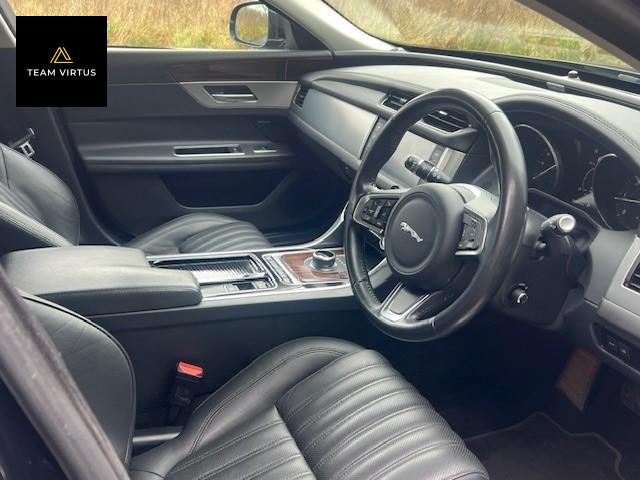 Jaguar XF 2.0d Portfolio Sportbrake 5dr Diesel Auto AWD Euro 6 (s/s) (240 ps)