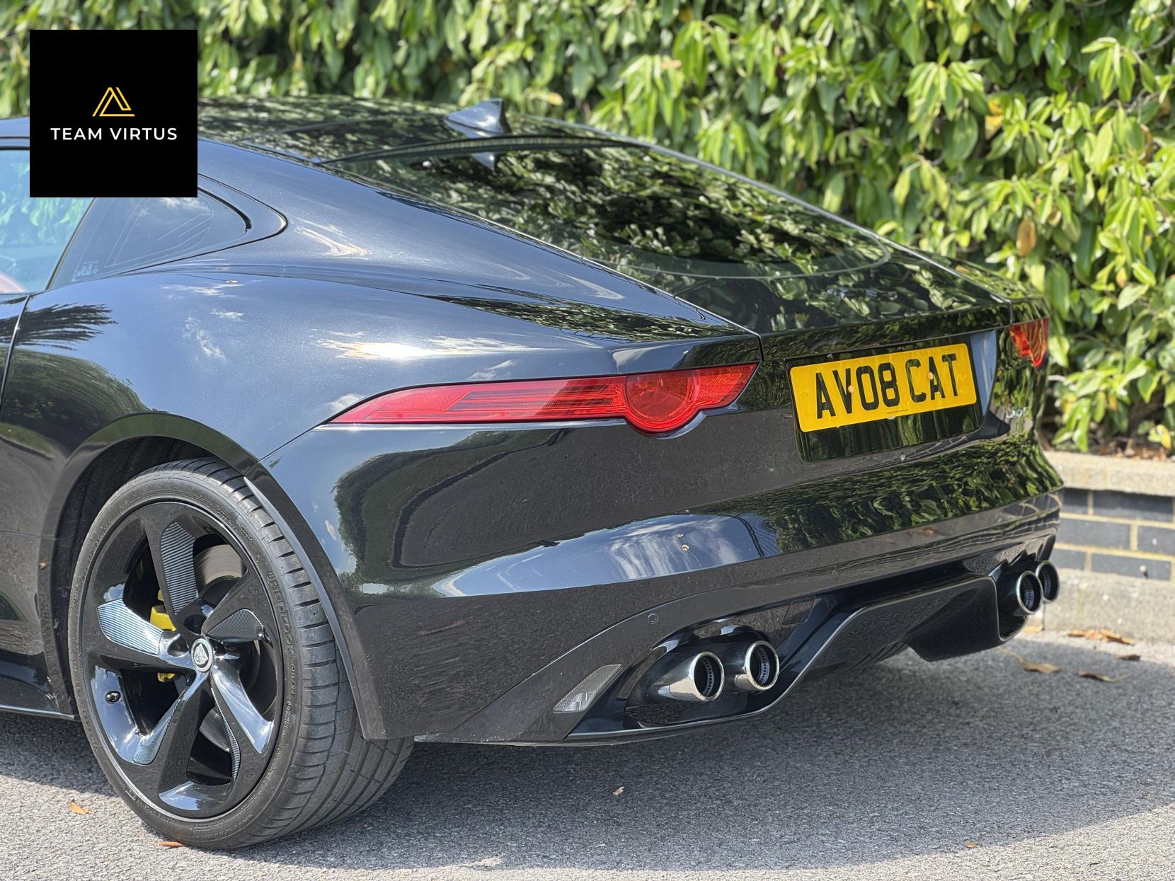 Jaguar F-Type 5.0 V8 R Coupe 2dr Petrol Auto AWD Euro 6 (s/s) (550 ps)