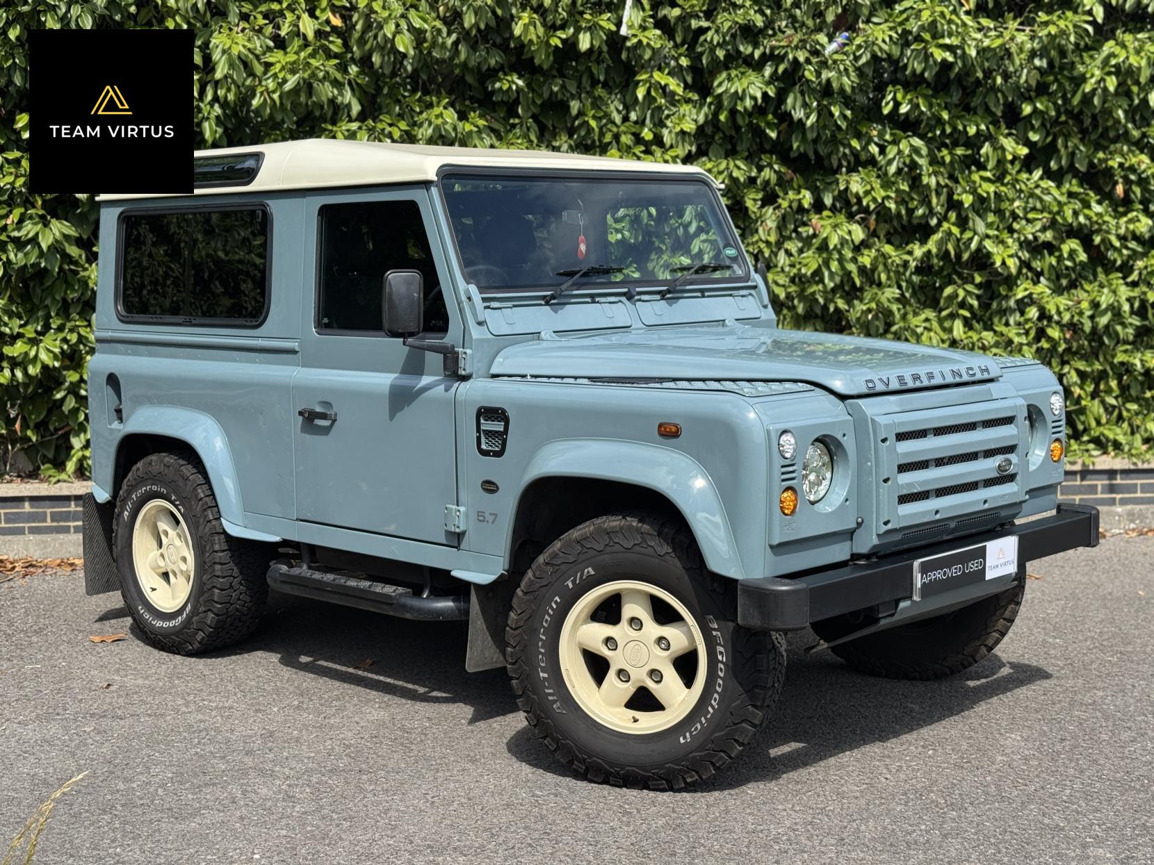 Land Rover Defender 90 2.5 TD5 County Hard Top SUV Diesel Manual SWB (282 g/km, 120 bhp)