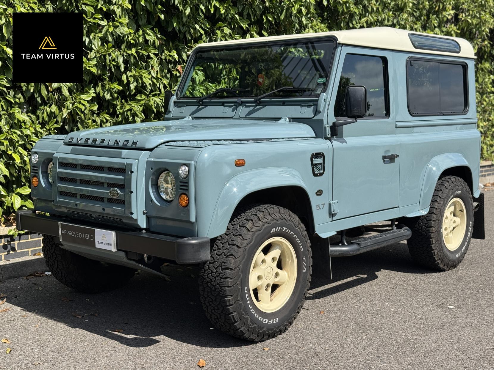 Land Rover Defender 90 2.5 TD5 County Hard Top SUV Diesel Manual SWB (282 g/km, 120 bhp)