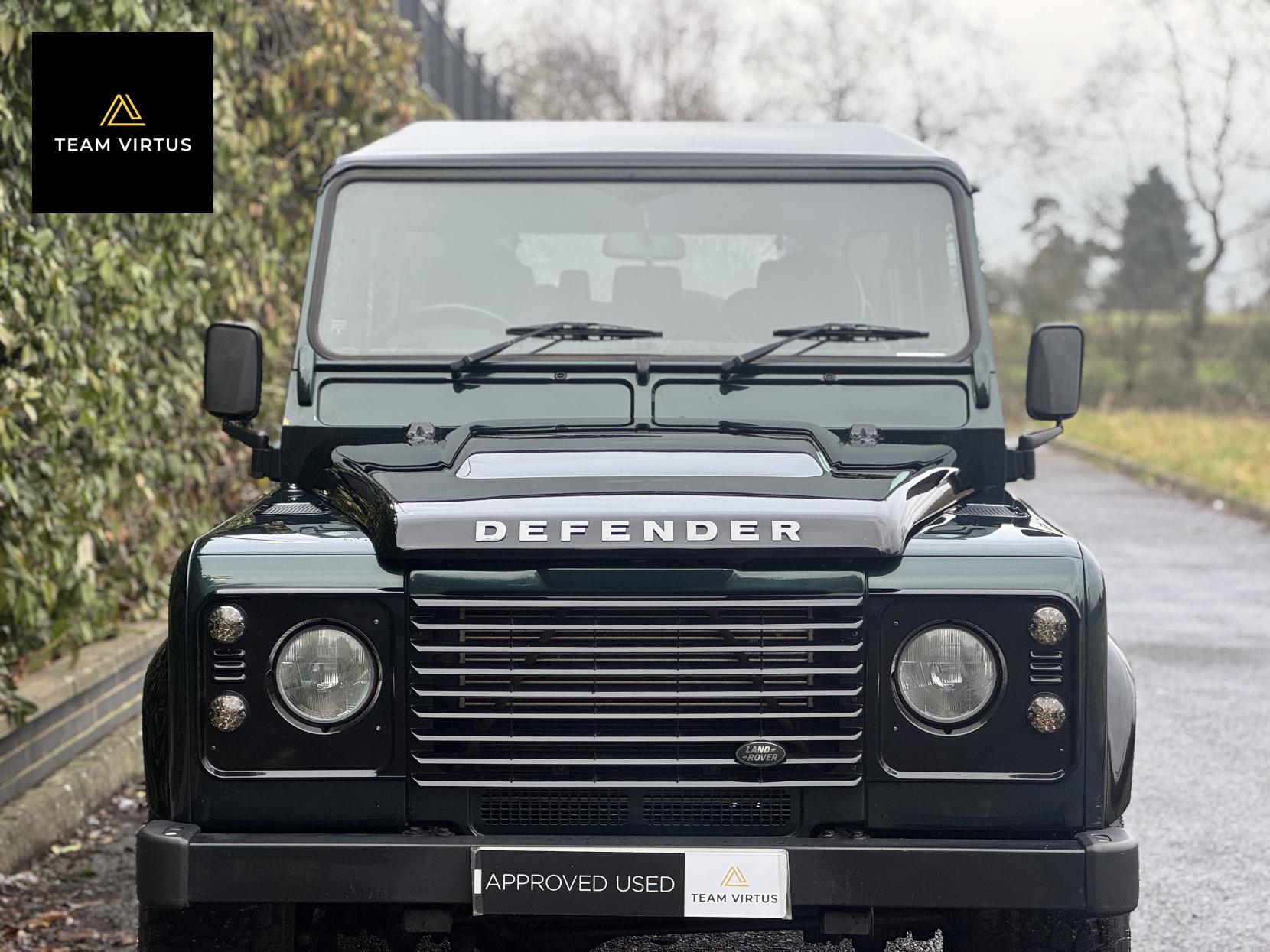 Land Rover Defender 110 2.2 Doublecab Pickup (2006 - 2016)