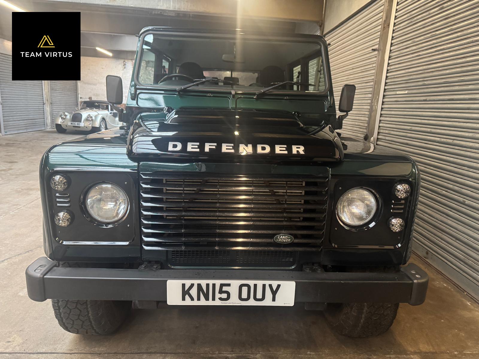 Land Rover Defender 110 2.2 County Pickup (2006 - 2016)