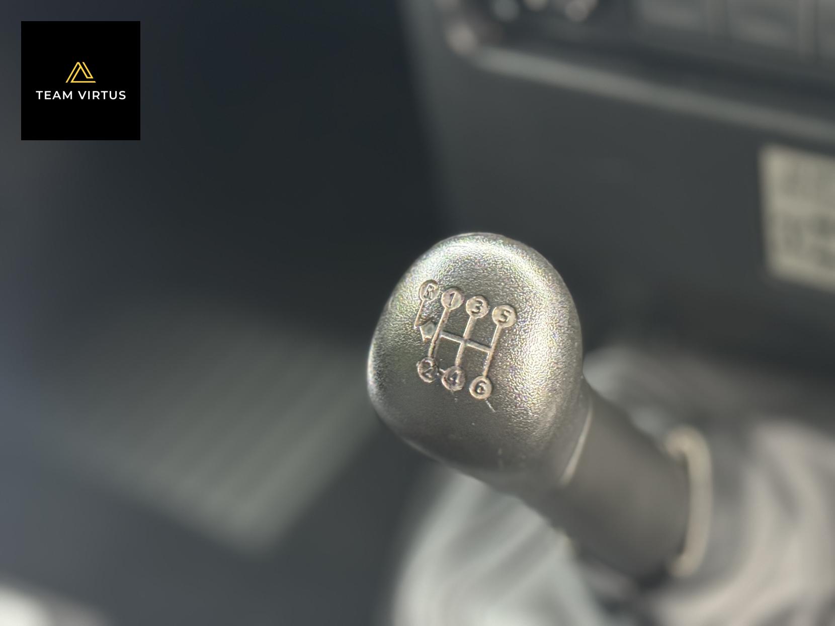 Land Rover Defender 110 2.2 Doublecab Pickup (2006 - 2016)