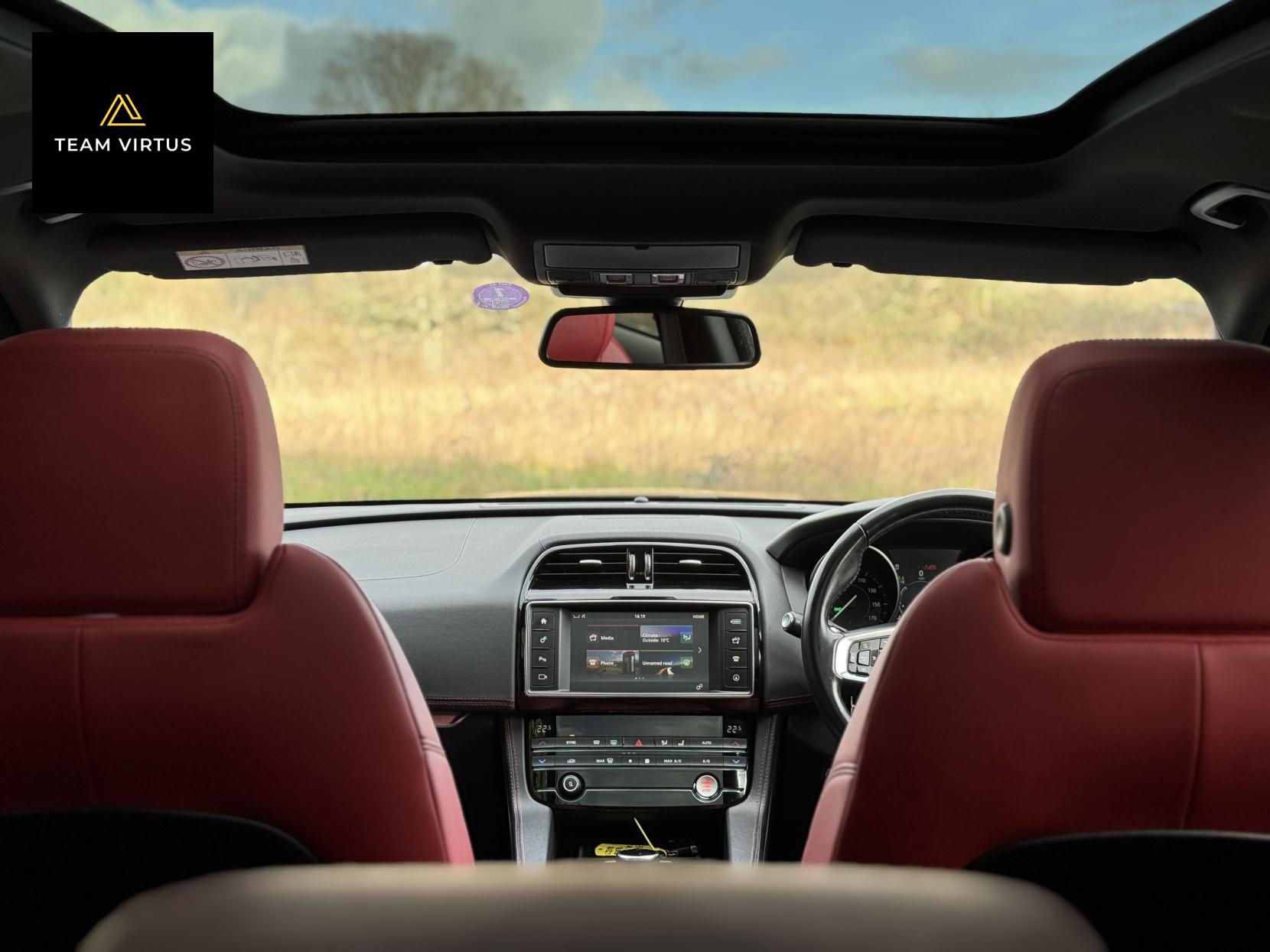 Jaguar F-PACE 3.0 V6 S SUV 5dr Petrol Auto AWD Euro 6 (s/s) (380 ps)