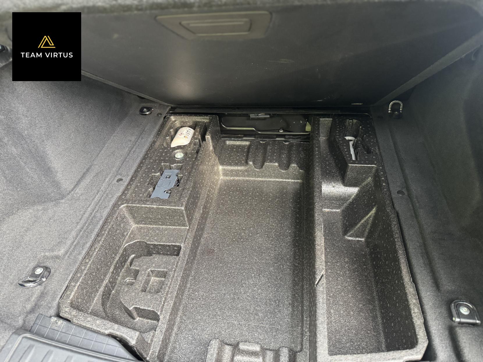 Jaguar F-PACE 3.0 V6 S SUV 5dr Petrol Auto AWD Euro 6 (s/s) (380 ps)