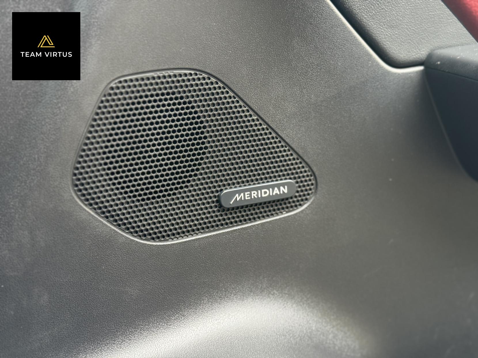 Jaguar F-PACE 3.0 V6 S SUV 5dr Petrol Auto AWD Euro 6 (s/s) (380 ps)