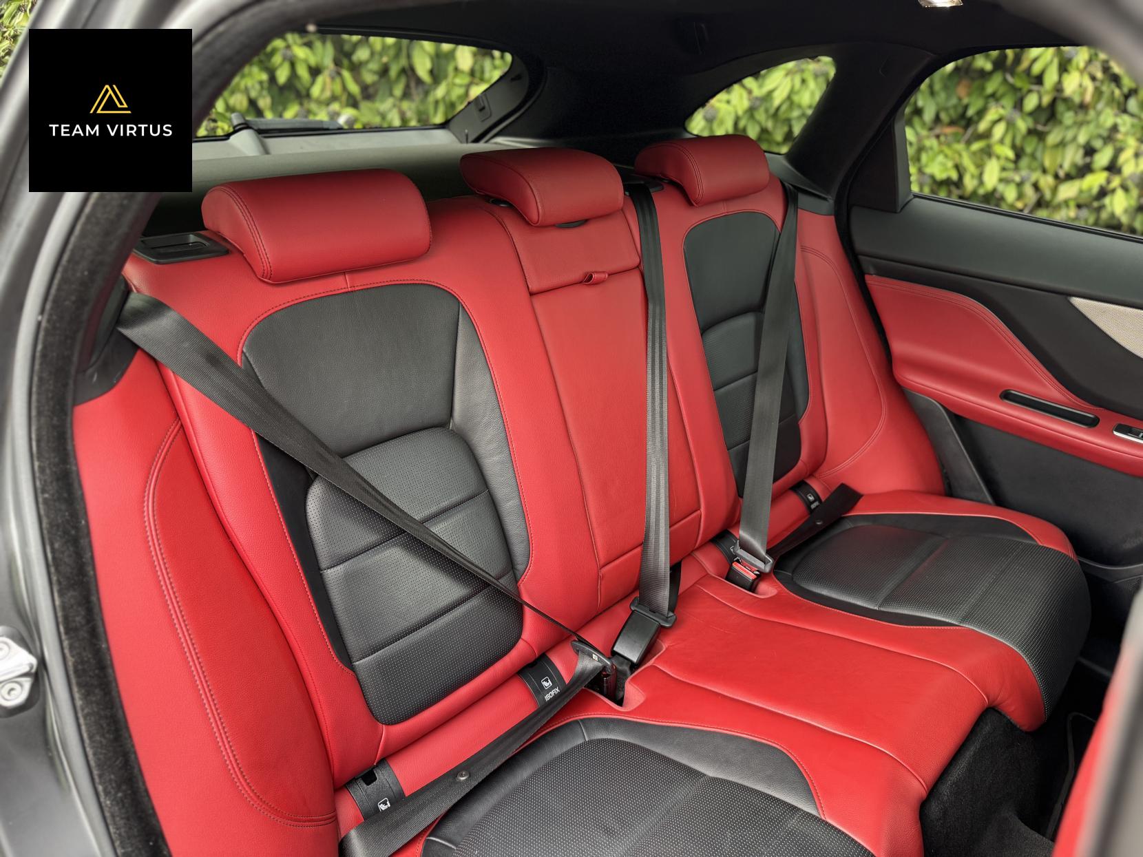 Jaguar F-PACE 3.0 V6 S SUV 5dr Petrol Auto AWD Euro 6 (s/s) (380 ps)