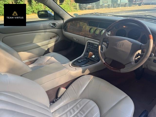 Jaguar XK8 4.0 Convertible 2dr Petrol Automatic (284 g/km, 290 bhp)