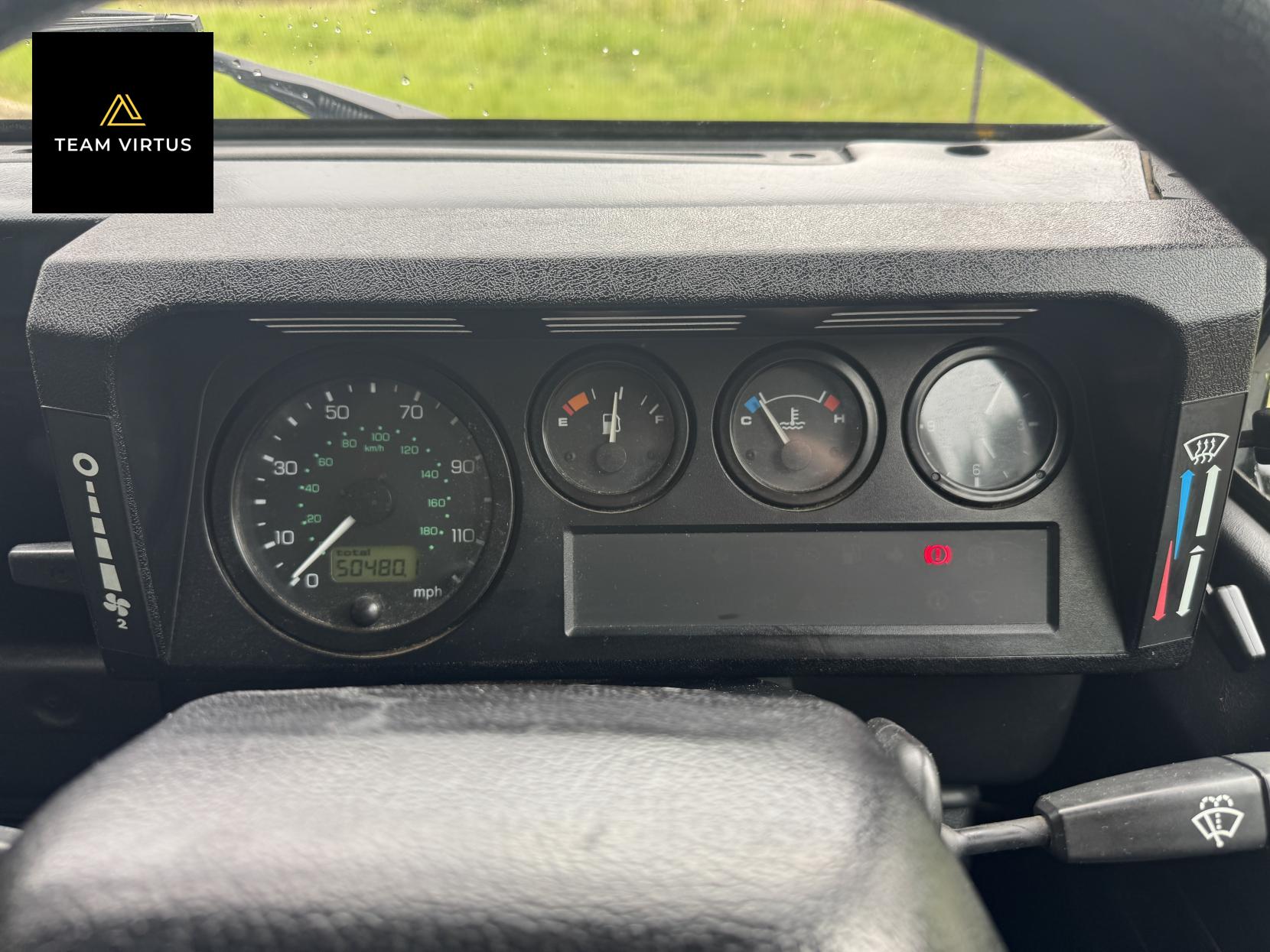 Land Rover Defender 90 2.5 XS SUV (1990 - 2007)