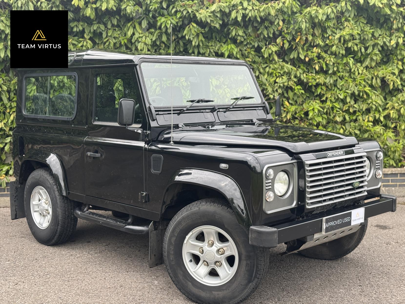 Land Rover Defender 90 2.5 XS SUV (1990 - 2007)